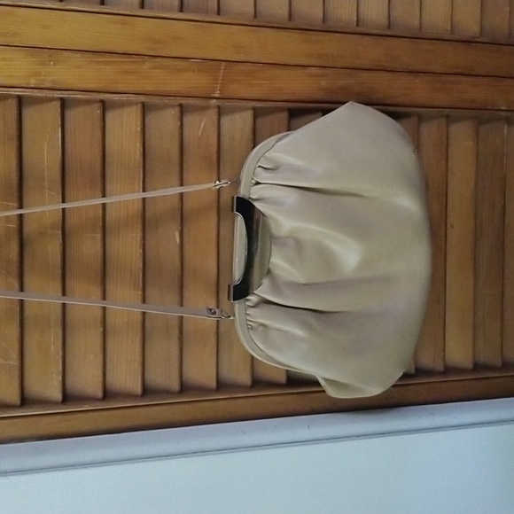 Vintage Light Beige Purse - Picture 3 of 3